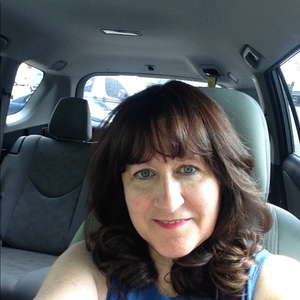 Meet your Posher, Sandy